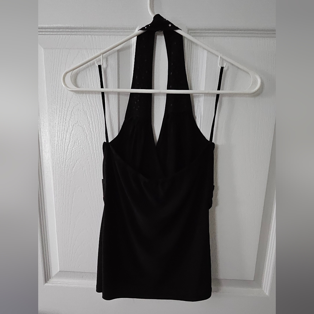 Halter top - Picture 2 of 3
